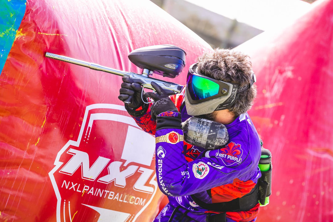 Wie weit schießt eine Paintball-Sniper?